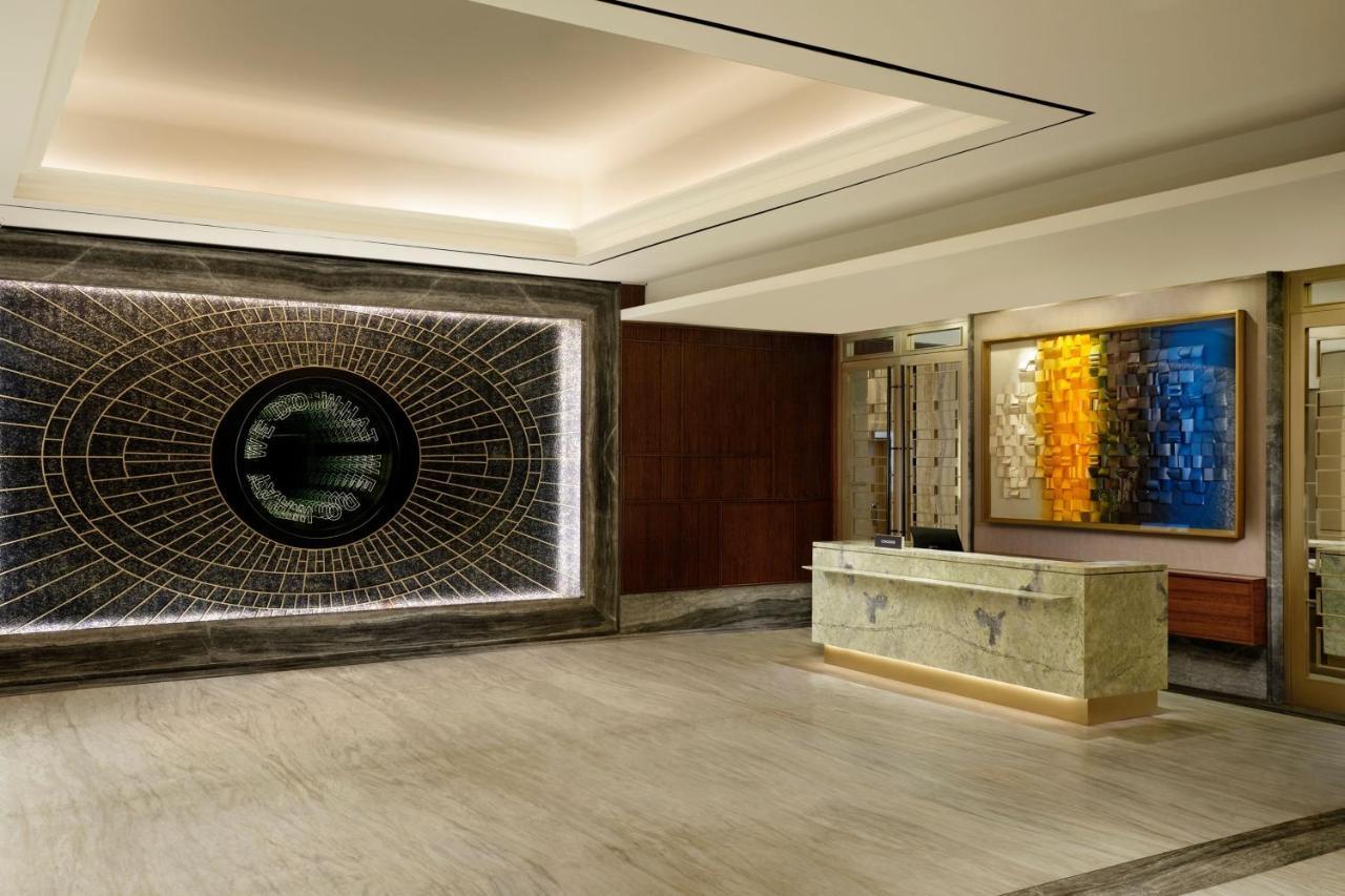 The Westin Surabaya Hotel Buitenkant foto